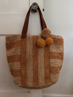 Mar Y Sol Tote